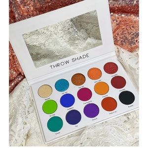 Create by Caroline - “Throw Shade” Eyeshadow Palette